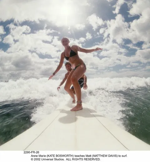 Кадр из фильма Голубая волна