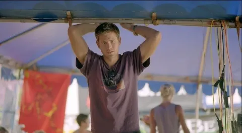 Кадр из фильма Голубая волна