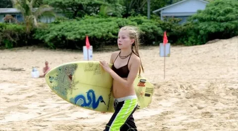 Кадр из фильма Голубая волна