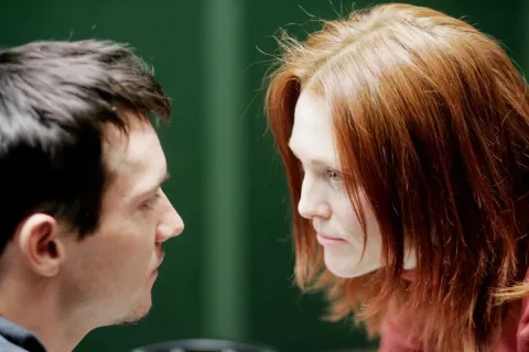 Кадр из фильма Убежище