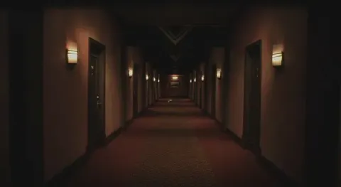 Кадр из фильма Напротив по коридору