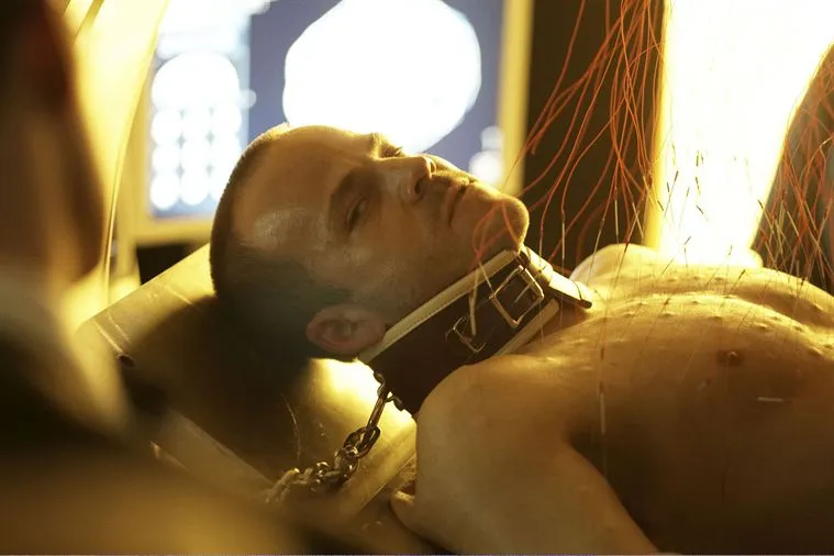 Кадр из фильма XIII: Заговор