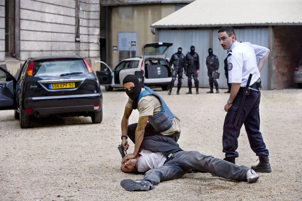 Кадр из фильма Дави на газ