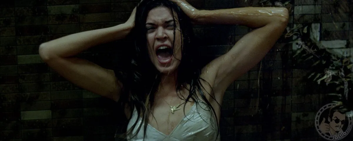 Кадр из фильма Нерожденный