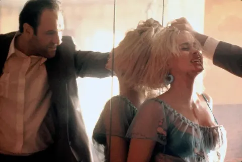 Кадр из фильма Настоящая любовь