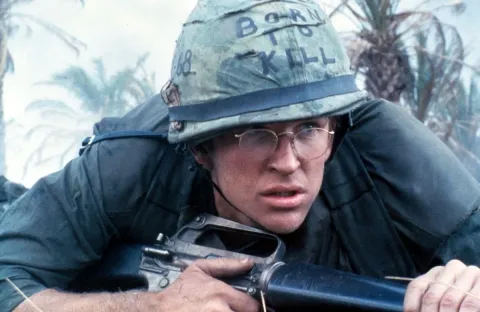 Кадр из фильма Цельнометаллическая оболочка