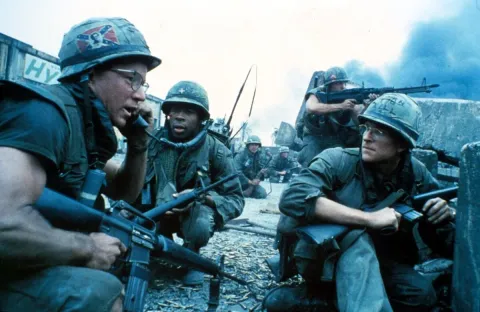 Кадр из фильма Цельнометаллическая оболочка