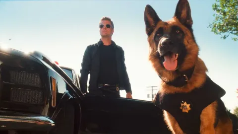 Кадр из фильма Кошки против собак: Месть Китти Галор