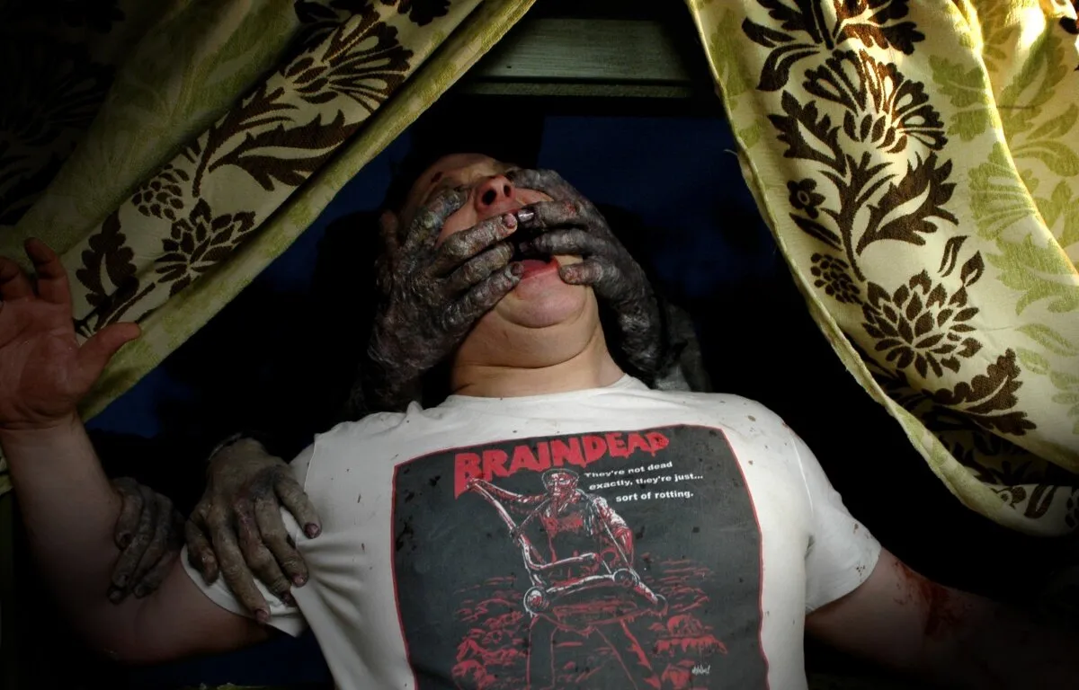 Кадр из фильма Операция «Мертвый снег»