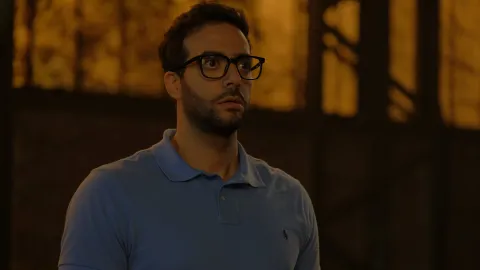 Кадр из фильма Суперчел