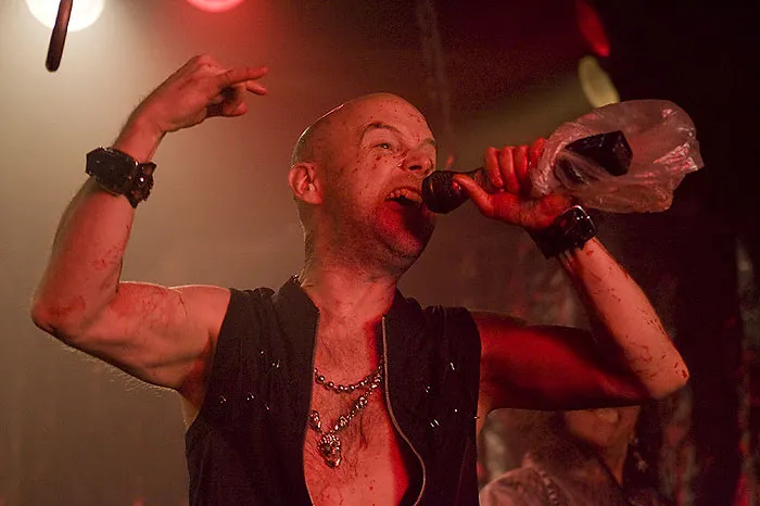 Кадр из фильма Глоток