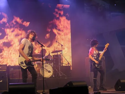 Кадр из фильма Глоток