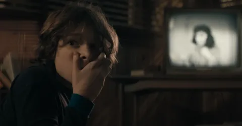 Кадр из фильма Чёрный телефон