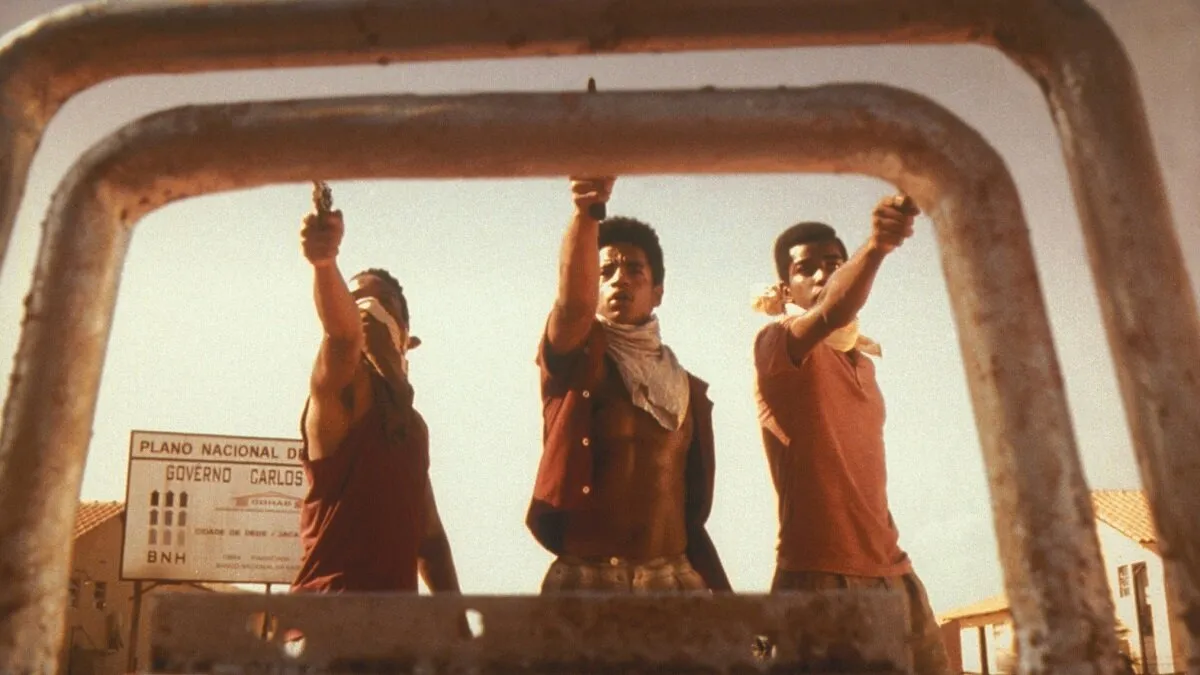 Кадр из фильма Город бога