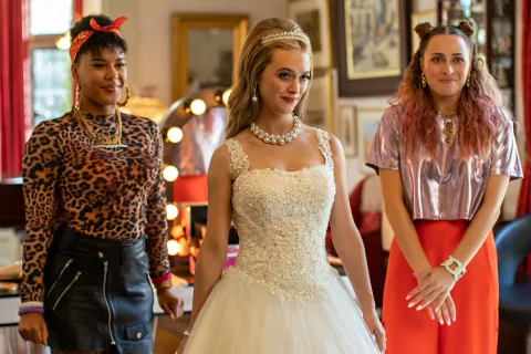 Кадр из фильма В королевском стиле