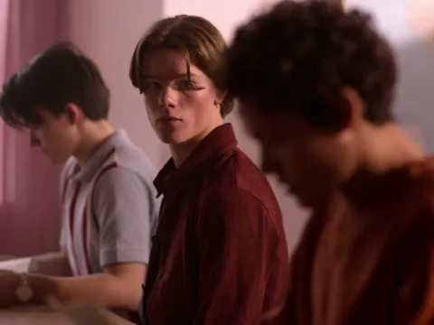 Кадр из фильма Молодые монархи