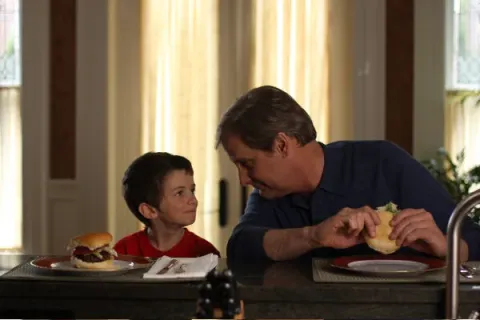 Кадр из фильма Человек, который все знал