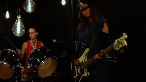 Кадр из фильма Хэллбендер