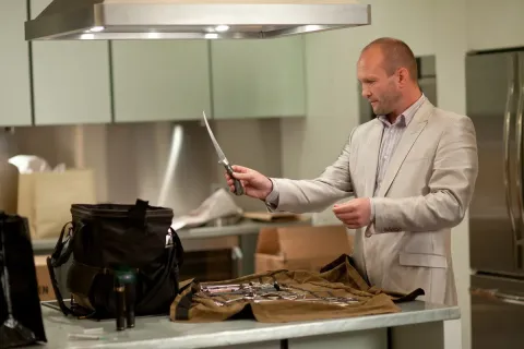 Кадр из фильма Области тьмы