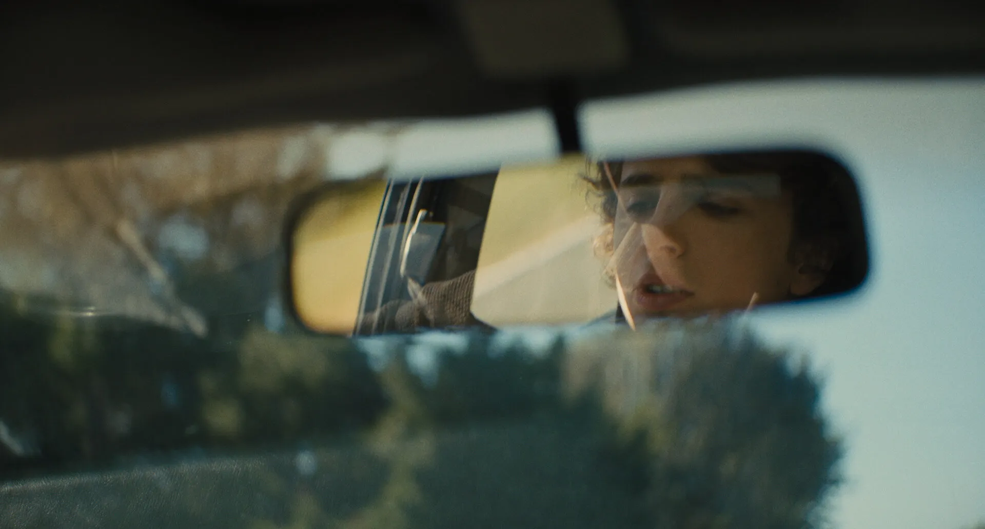 Кадр из фильма Красивый мальчик