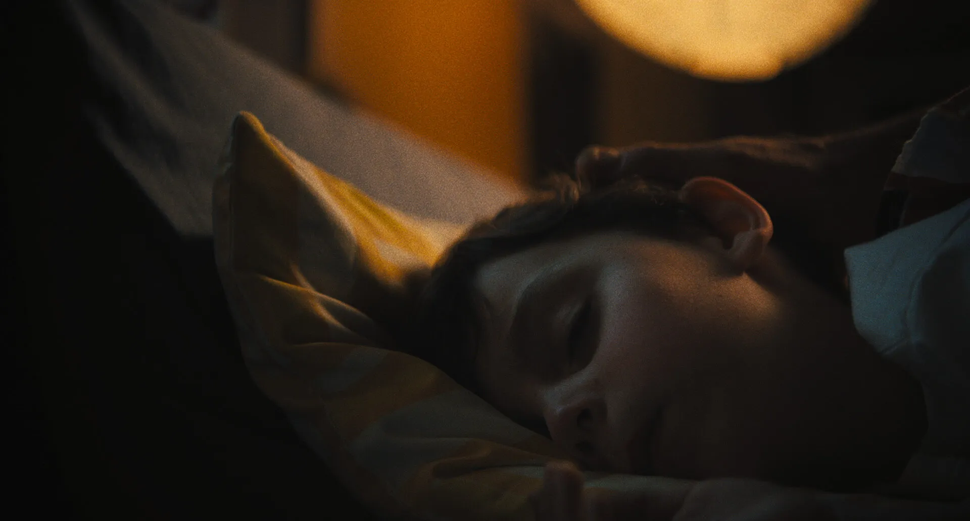 Кадр из фильма Красивый мальчик