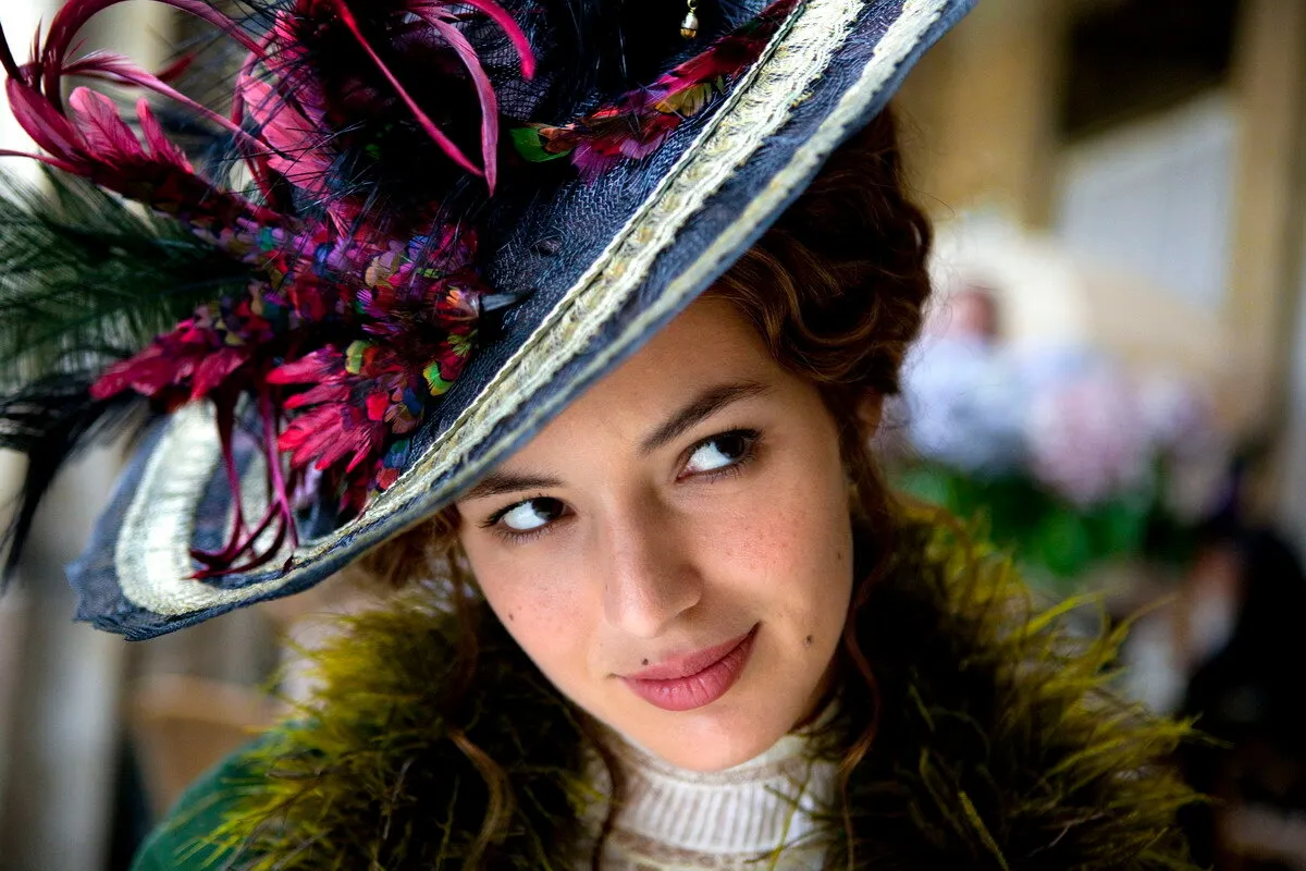 Кадр из фильма Необычайные приключения Адель