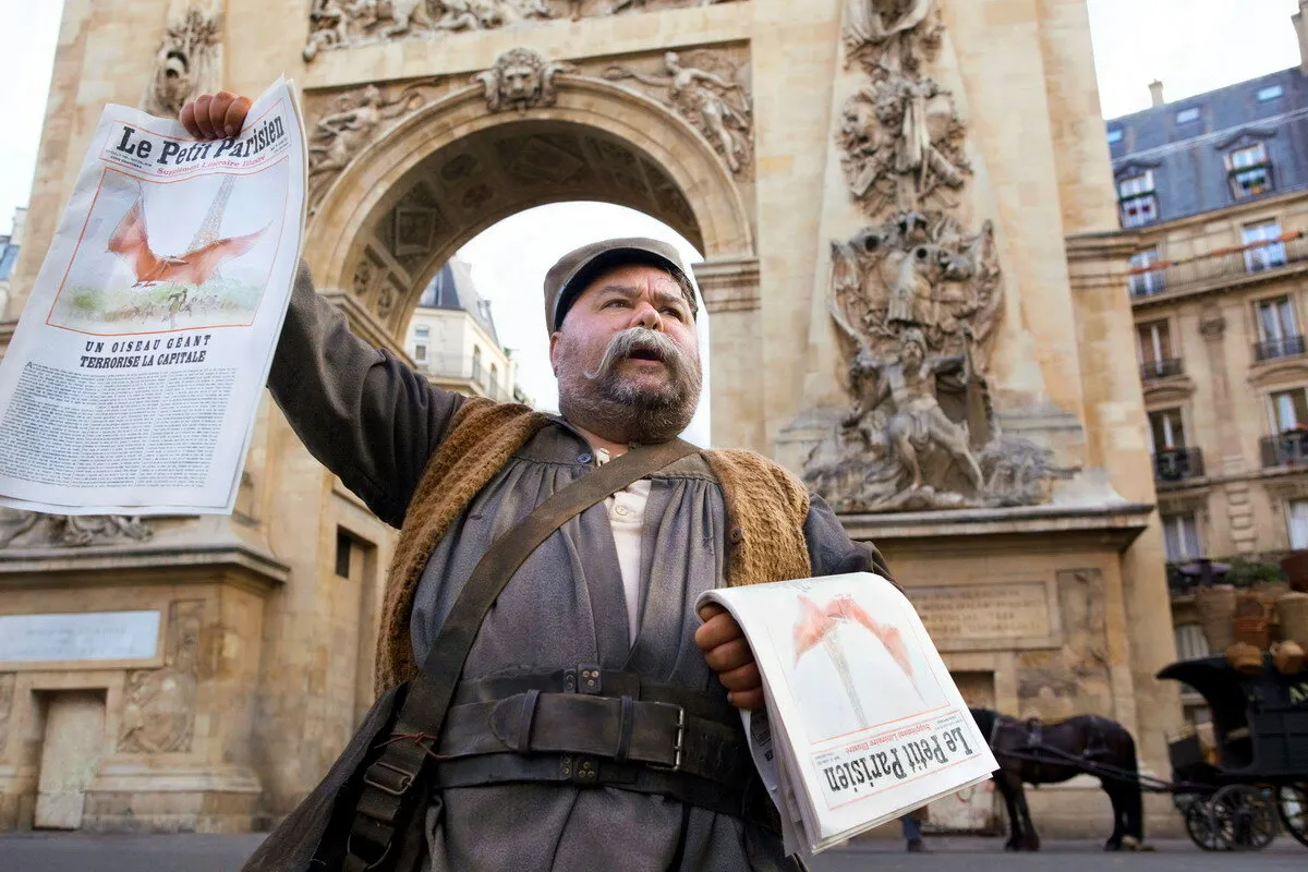 Кадр из фильма Необычайные приключения Адель