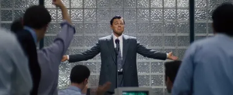 Кадр из фильма Волк с Уолл-стрит