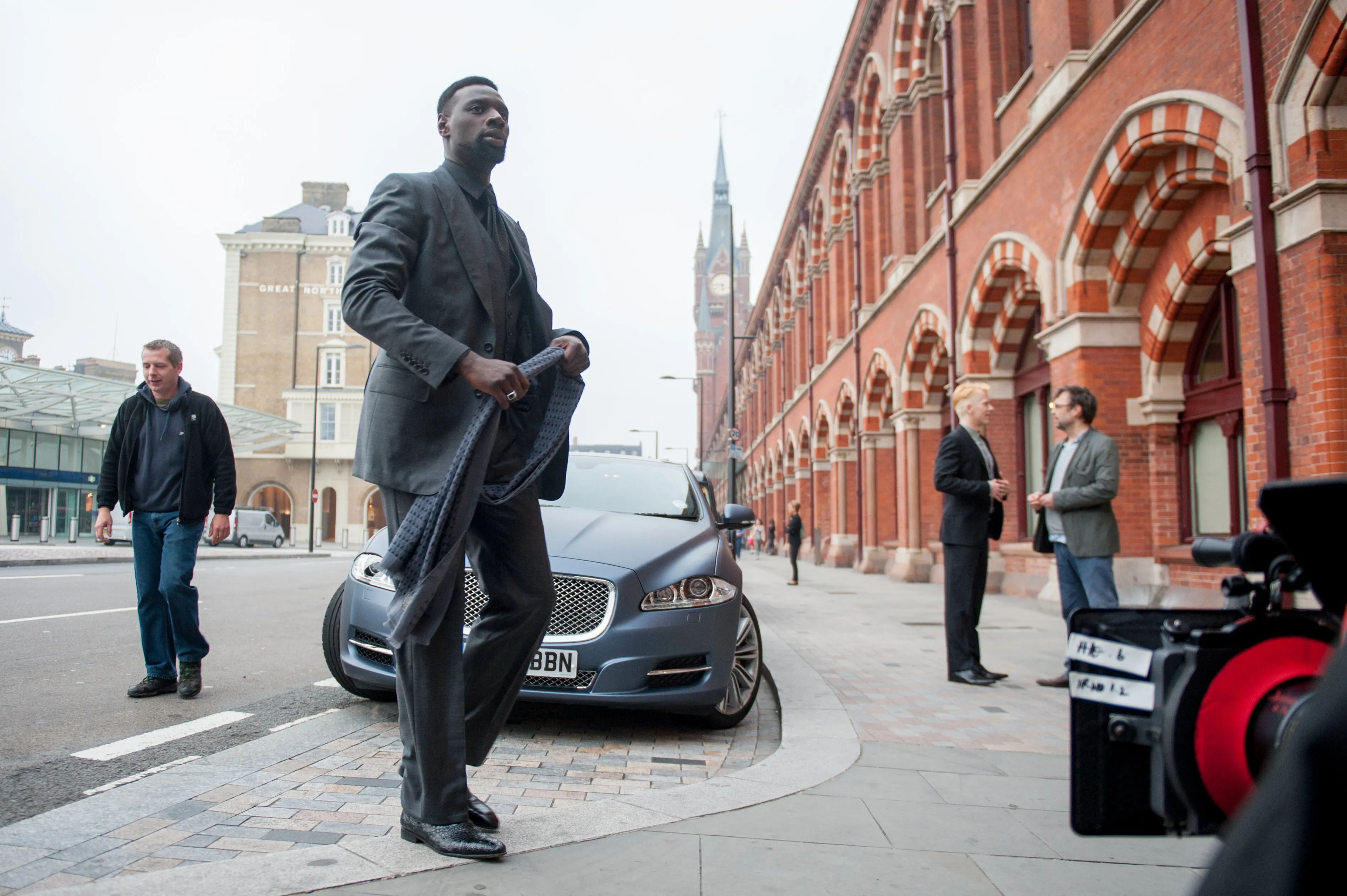 Кадр из фильма Легкие деньги