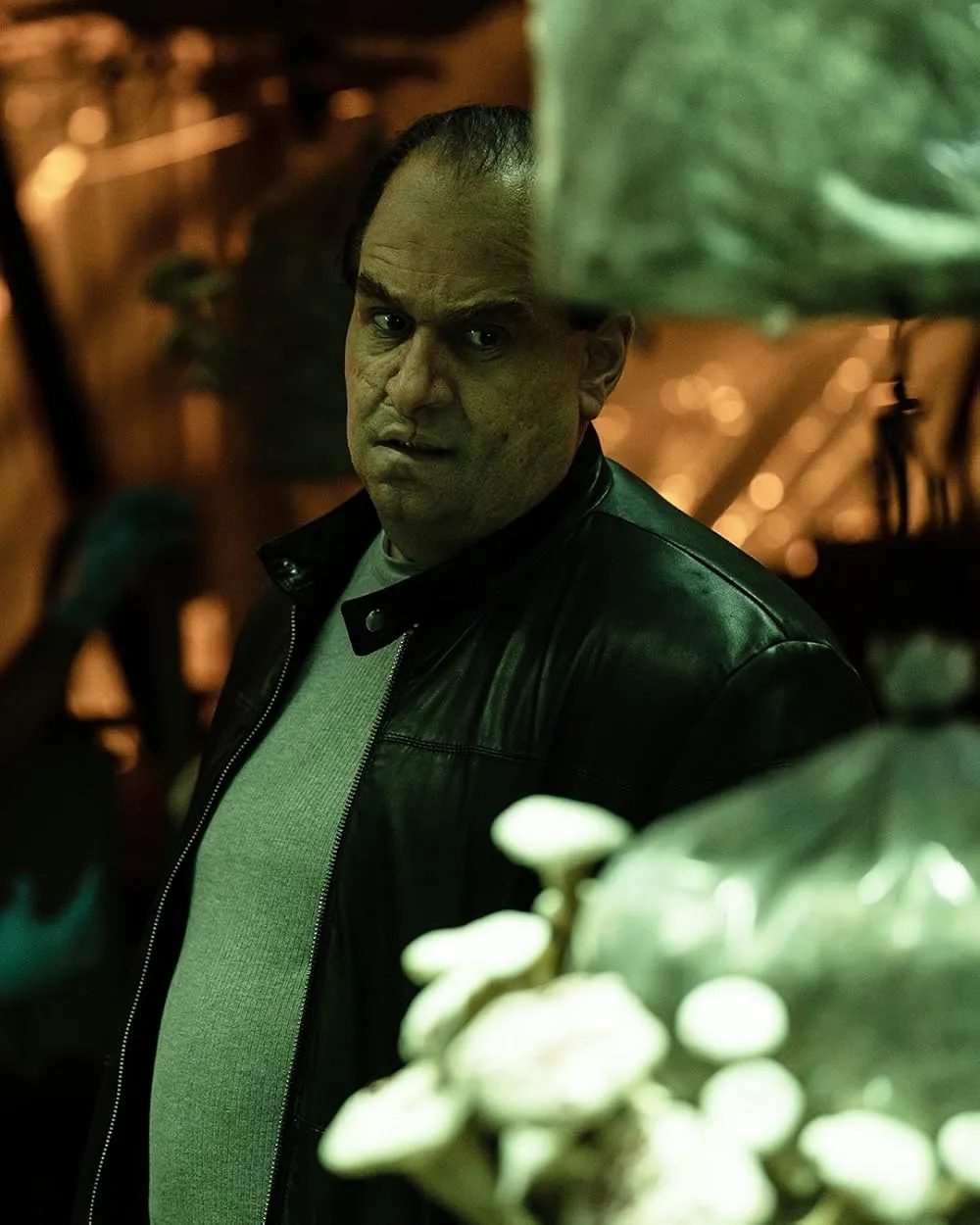 Кадр из фильма Пингвин