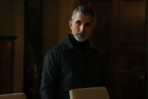 Кадр из фильма Пингвин