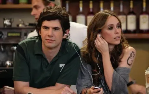 Кадр из фильма Кафе