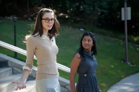 Кадр из фильма Соседки по комнате