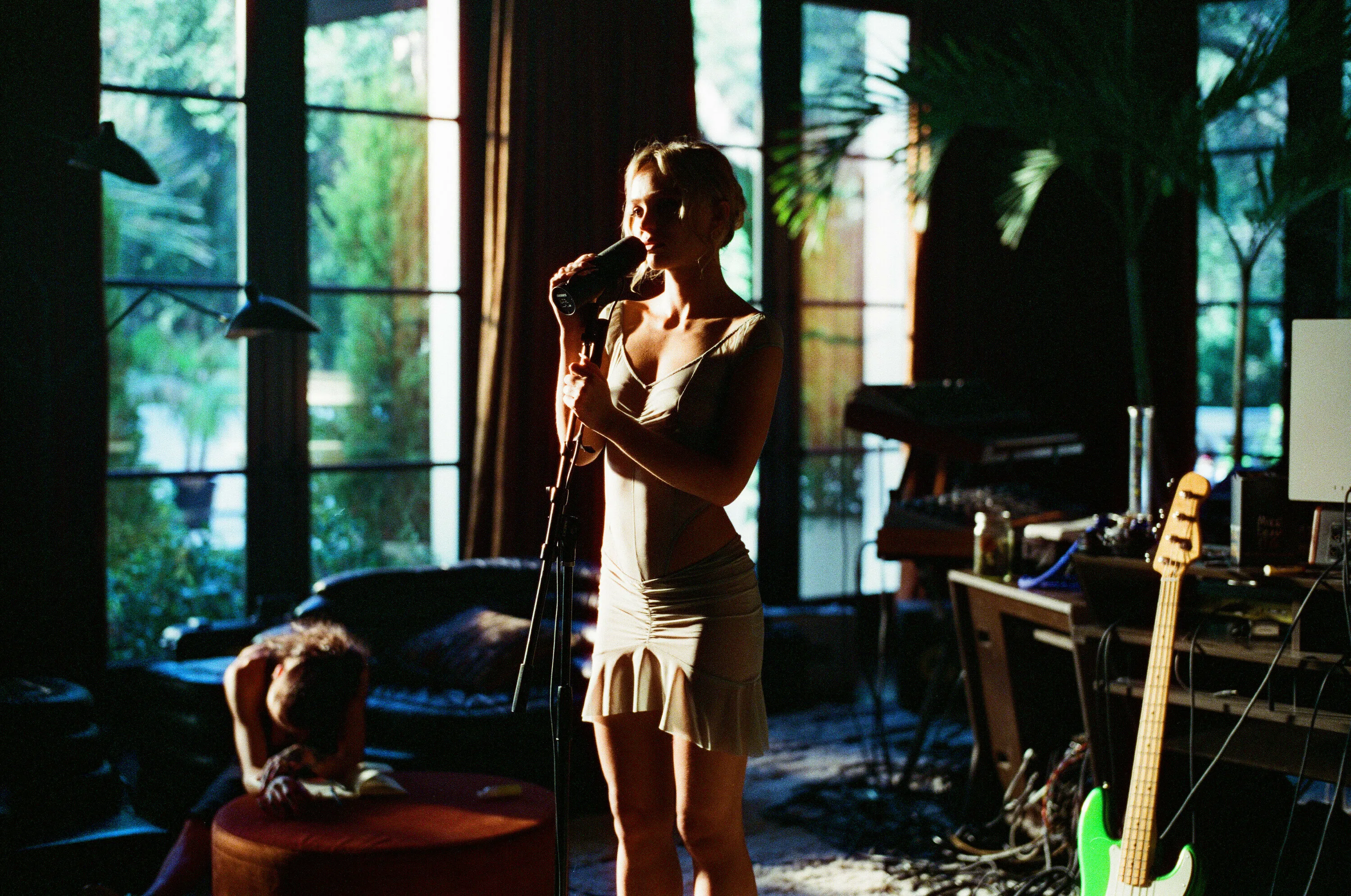 Кадр из фильма Кумир