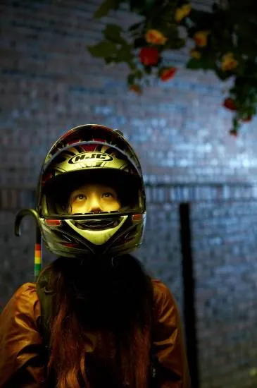 Кадр из фильма Робинзон на Луне