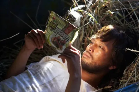 Кадр из фильма Робинзон на Луне