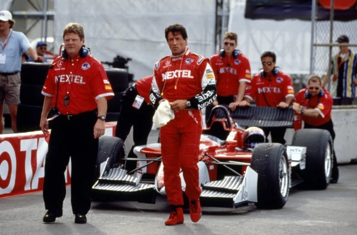 Кадр из фильма Гонщик