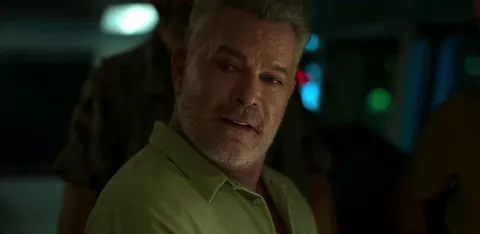 Кадр из фильма Выжившая