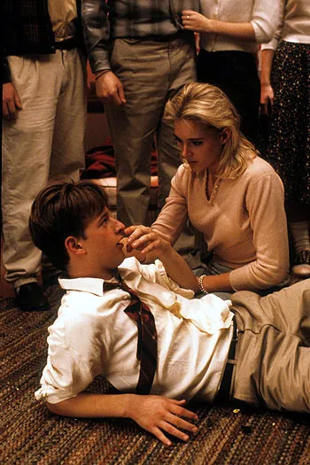 Кадр из фильма Общество мертвых поэтов