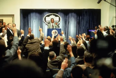 Кадр из фильма Столкновение с бездной