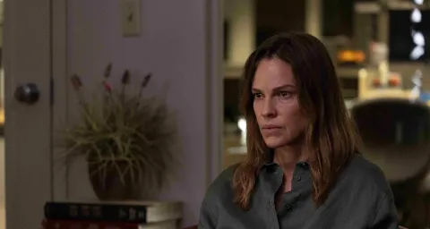 Кадр из фильма Гнев материнский