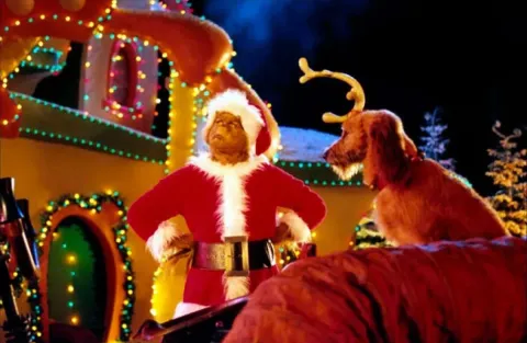 Кадр из фильма Гринч – похититель Рождества