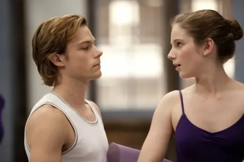 Кадр из фильма Танцевальная академия