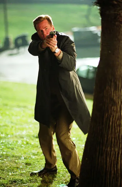 Кадр из фильма Поцелуй навылет