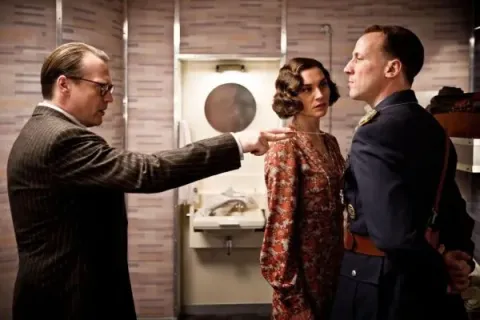 Кадр из фильма «Гинденбург»: Последний полёт