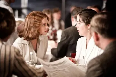 Кадр из фильма «Гинденбург»: Последний полёт