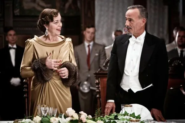 Кадр из фильма «Гинденбург»: Последний полёт