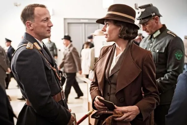 Кадр из фильма «Гинденбург»: Последний полёт