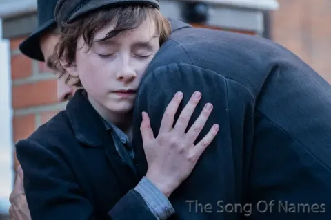 Кадр из фильма Песня имен