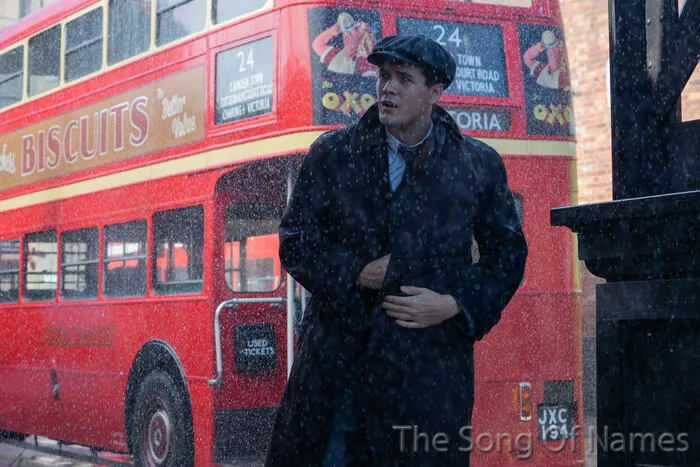 Кадр из фильма Песня имен